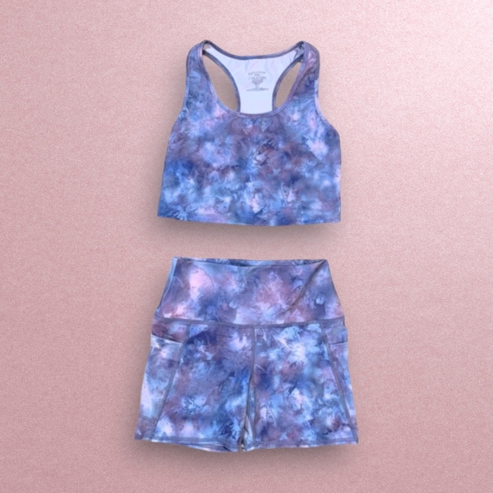 Matching Crop Top & High Waist Shorts with Pockets Sporty Stretch